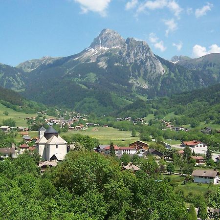 Апартаменти Rez De Jardin / Pieds Des Pistes Берне Екстер'єр фото